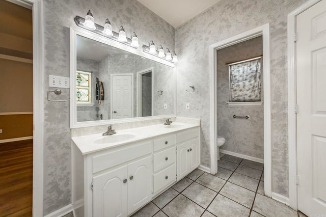 44 Glendale Drive, Cabot, AR 72023
