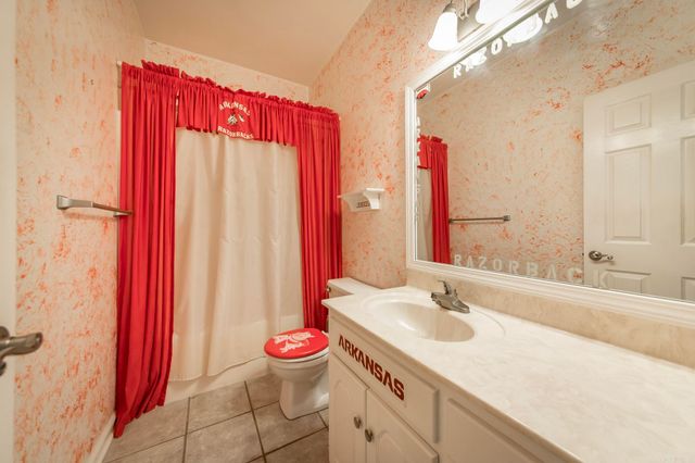 44 Glendale Drive, Cabot, AR 72023