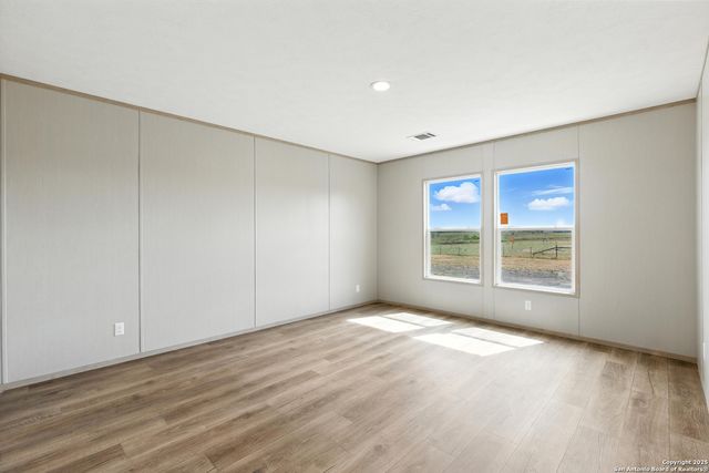 2553 FM 1332, Jourdanton, TX 78026
