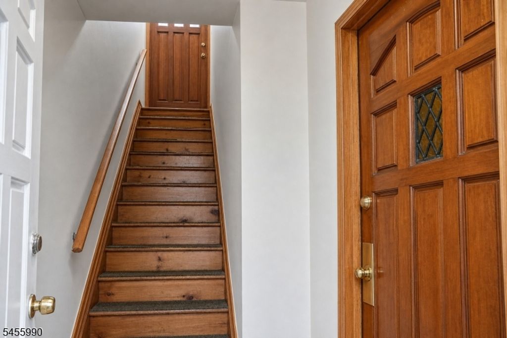 114 Cross St, East Newark Boro, NJ 07029 — photo 2