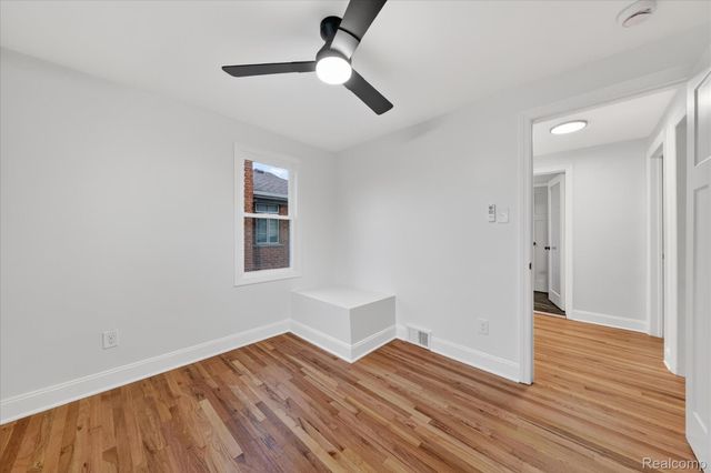 12819 Pembroke Avenue, Detroit, MI 48235