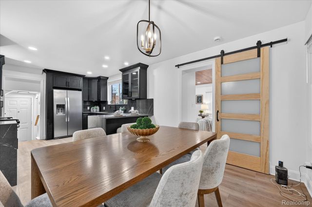 12819 Pembroke Avenue, Detroit, MI 48235