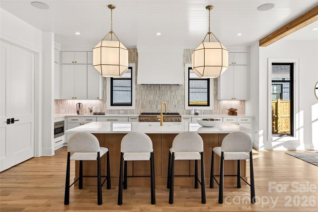 1316 Holmes Drive, Charlotte, NC 28209