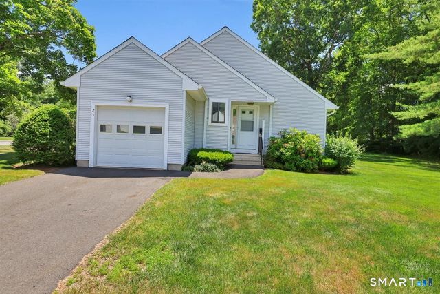 25 Locust Lane 25, Farmington, CT 06032