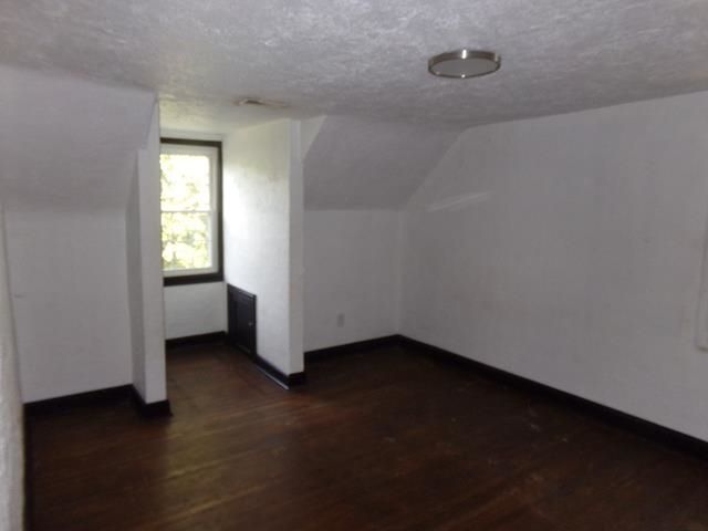 64 Marne Road, Huntington, WV 25705