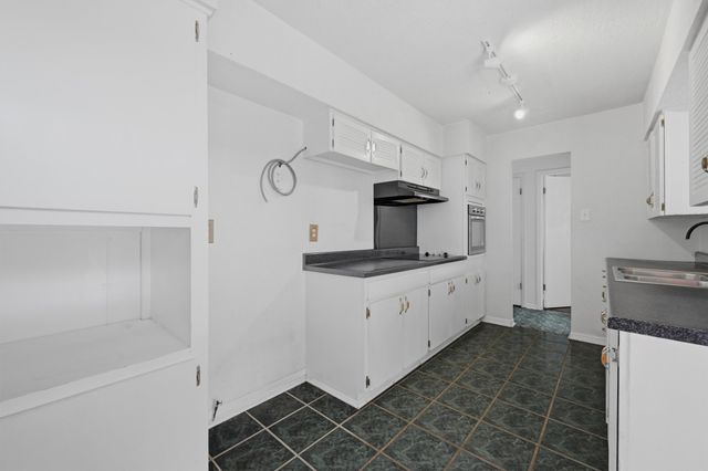 124 Mark Drive, Denison, TX 75021