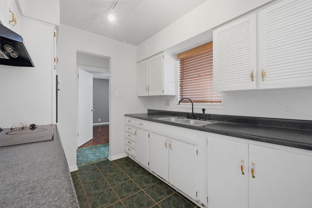 124 Mark Drive, Denison, TX 75021