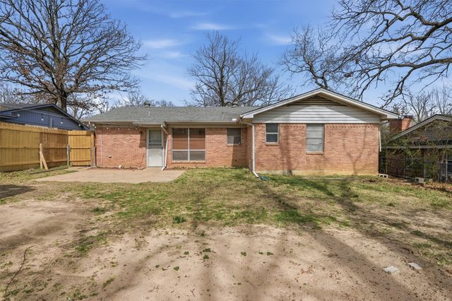 124 Mark Drive, Denison, TX 75021