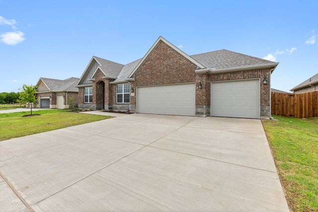 209 Briarwood Drive, Nevada, TX 75173