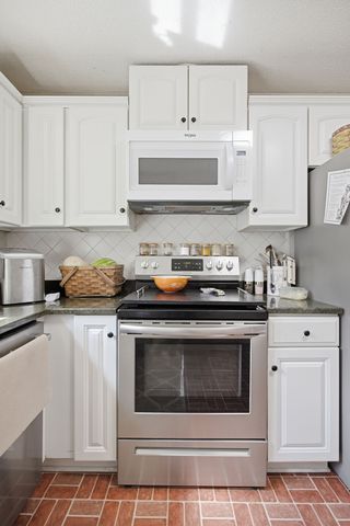 1330 Chippendale Circle, Columbia, TN 38401