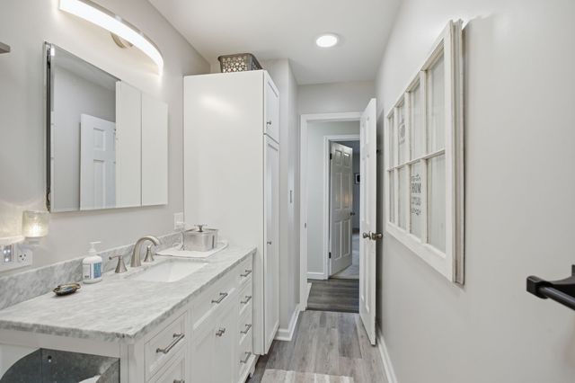 1330 Chippendale Circle, Columbia, TN 38401