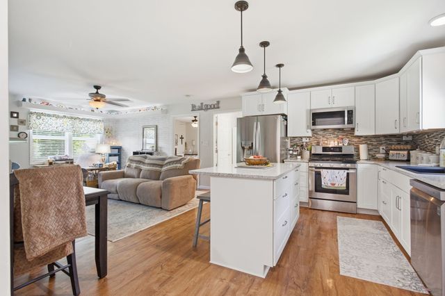 1330 Chippendale Circle, Columbia, TN 38401