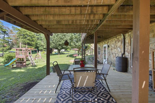 1330 Chippendale Circle, Columbia, TN 38401