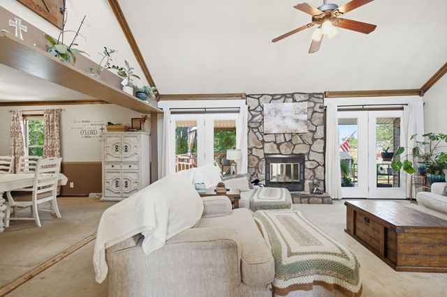 1330 Chippendale Circle, Columbia, TN 38401