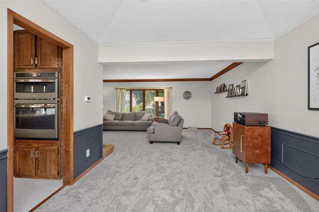 3708 SW 29th Street, Des Moines, IA 50321