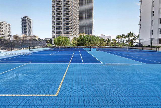 1890 S Ocean Drive 702, Hallandale Beach, FL 33009