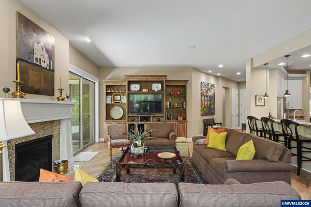 3348 Championship Dr S, Salem, OR 97302