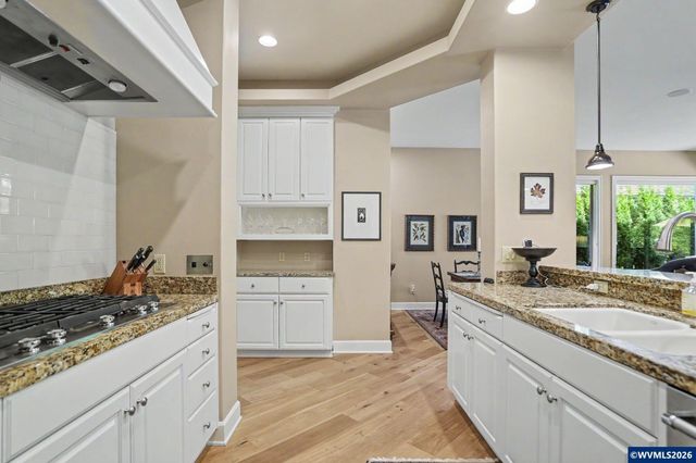 3348 Championship Dr S, Salem, OR 97302