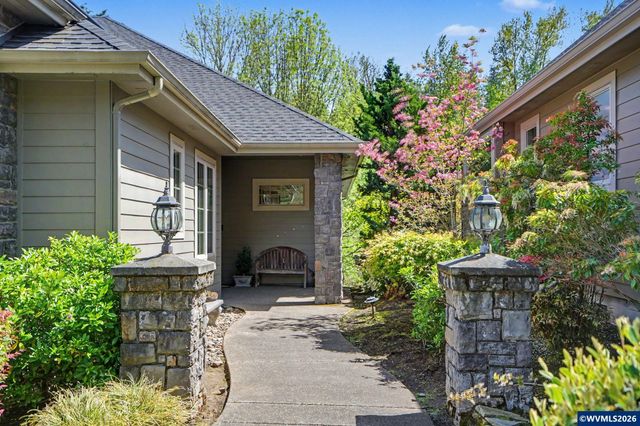 3348 Championship Dr S, Salem, OR 97302