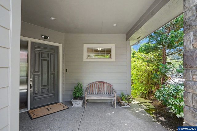 3348 Championship Dr S, Salem, OR 97302