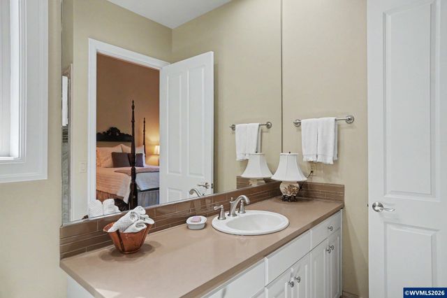 3348 Championship Dr S, Salem, OR 97302