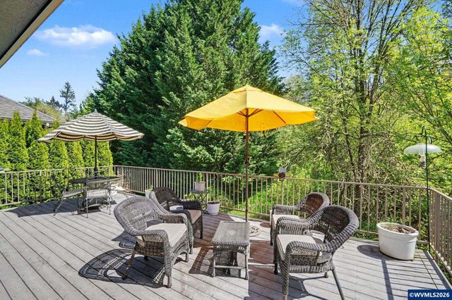 3348 Championship Dr S, Salem, OR 97302