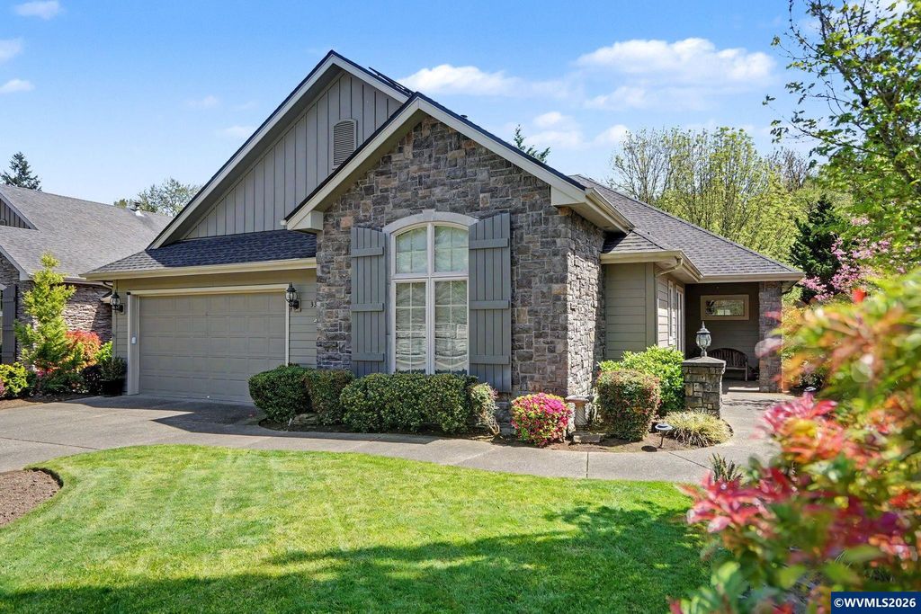 3348 Championship Dr S, Salem, OR 97302