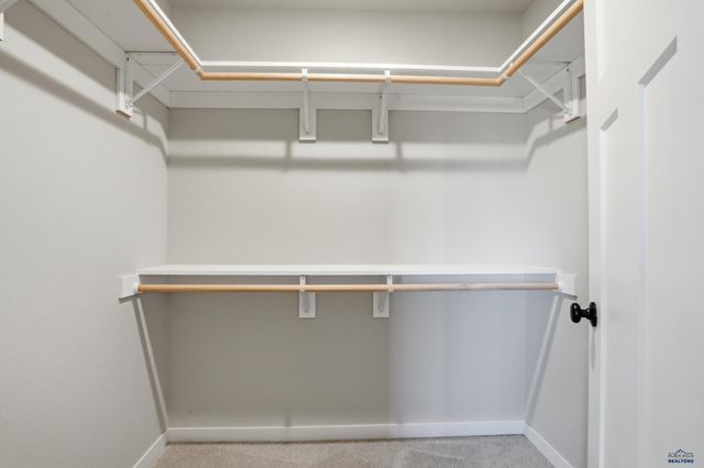 251 N VALLEY DR, Rapid City, SD 57703