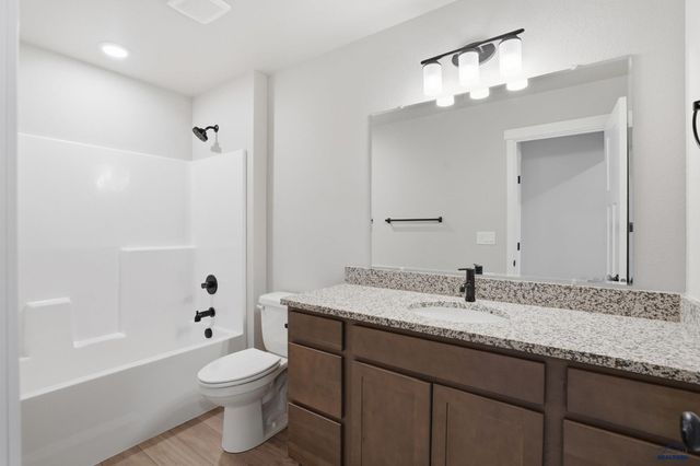 251 N VALLEY DR, Rapid City, SD 57703