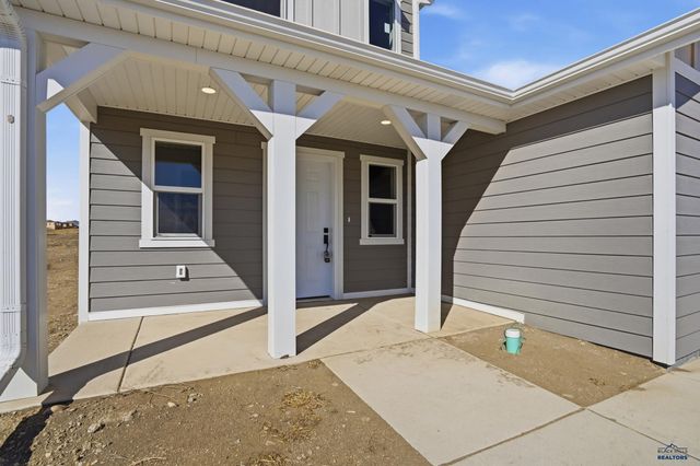 251 N VALLEY DR, Rapid City, SD 57703