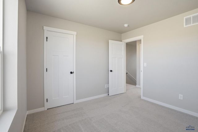 251 N VALLEY DR, Rapid City, SD 57703