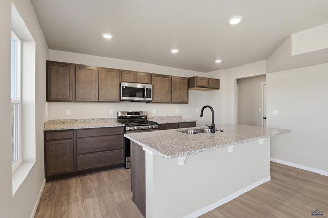 251 N VALLEY DR, Rapid City, SD 57703