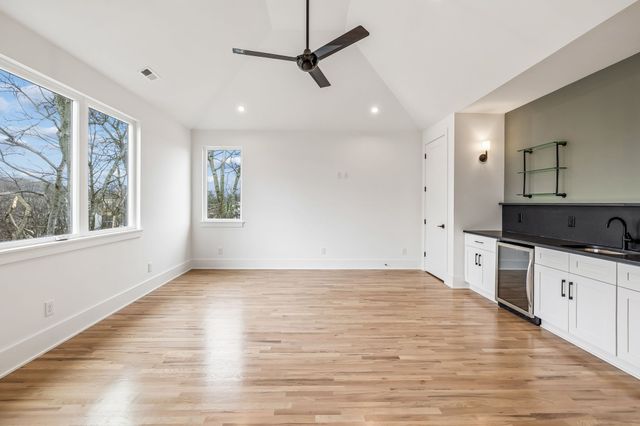 1621B Northview Ave, Nashville, TN 37216