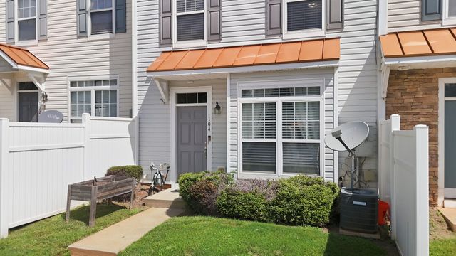 2225 Raven Road 104, Raleigh, NC 27614