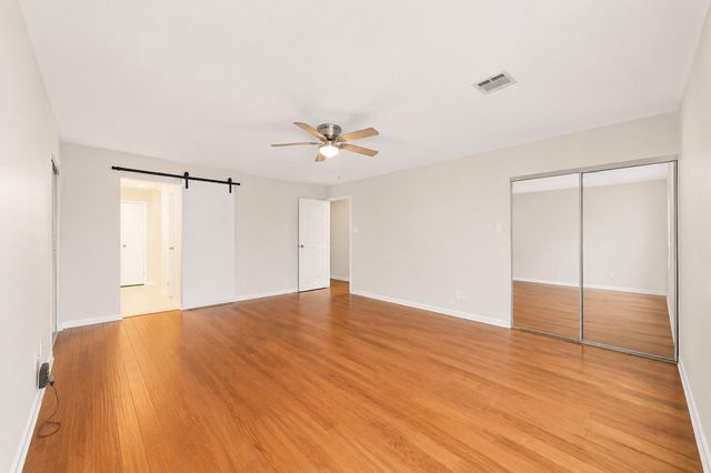 9850 Pagewood Lane 1305, Houston, TX 77042