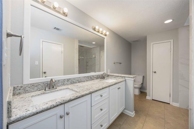 9850 Pagewood Lane 1305, Houston, TX 77042