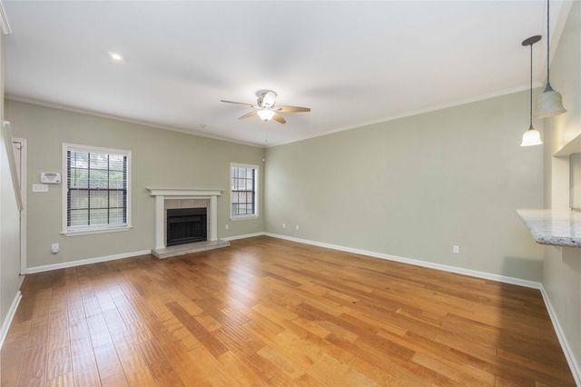 9850 Pagewood Lane 1305, Houston, TX 77042
