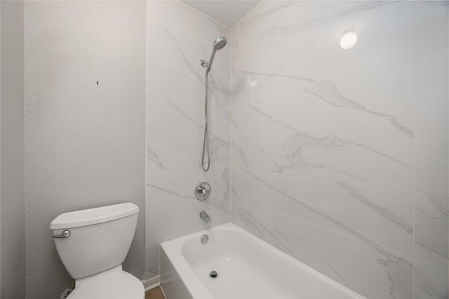 9850 Pagewood Lane 1305, Houston, TX 77042