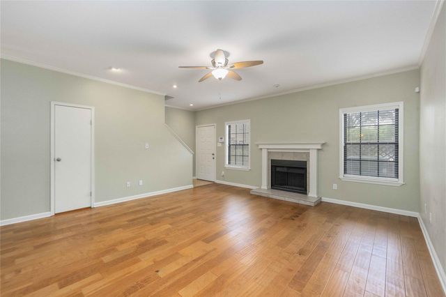 9850 Pagewood Lane 1305, Houston, TX 77042