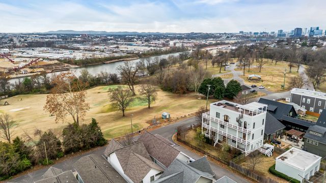 1801A Sevier St, Nashville, TN 37206