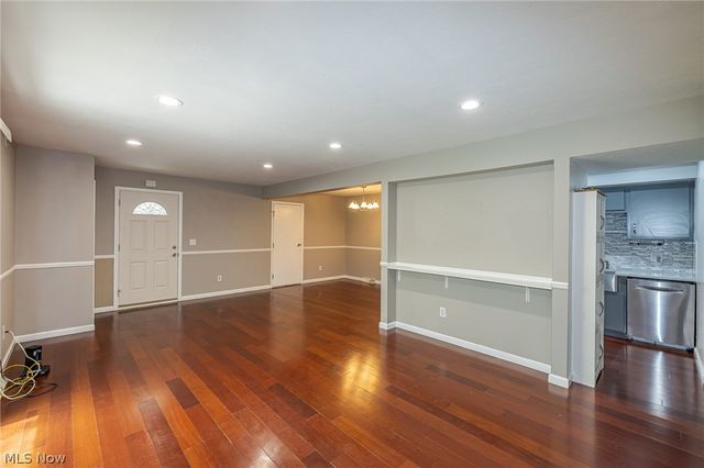 10297 Independence Drive, North Royalton, OH 44133