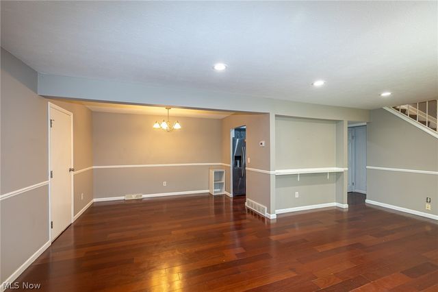 10297 Independence Drive, North Royalton, OH 44133