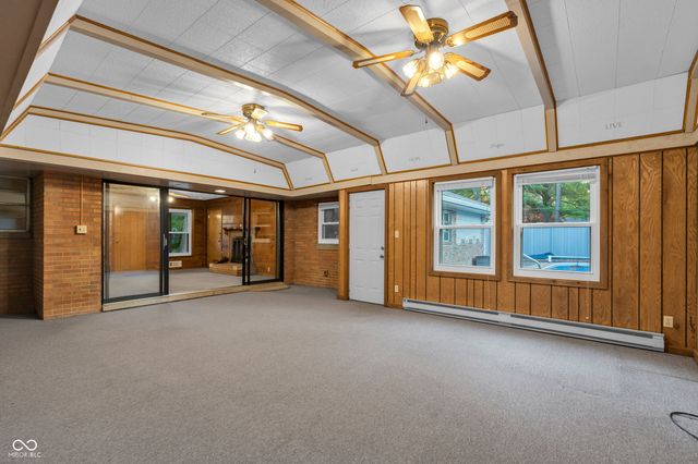 6625 E 9th Street, Indianapolis, IN 46219