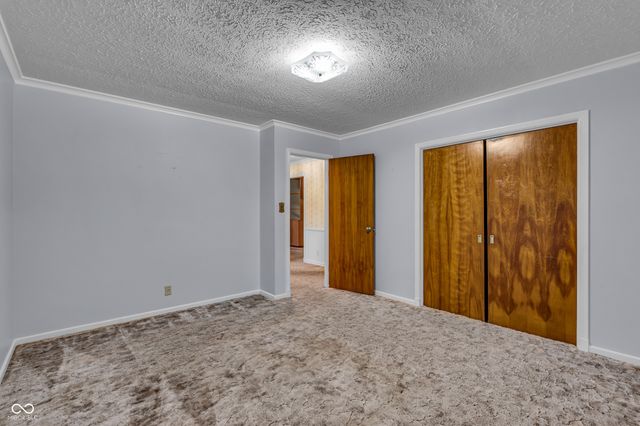 6625 E 9th Street, Indianapolis, IN 46219