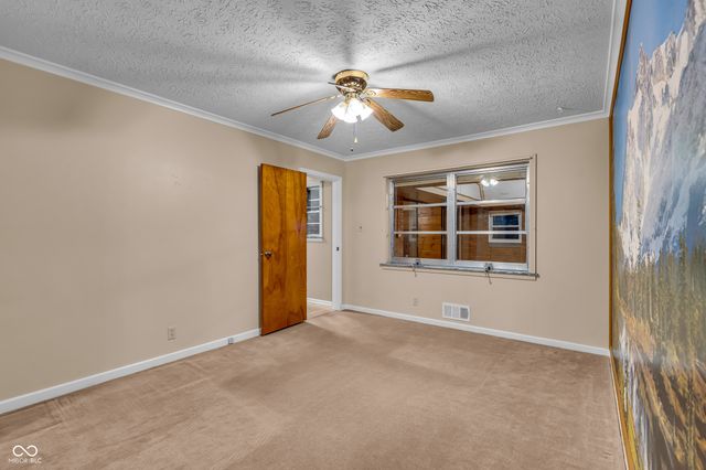 6625 E 9th Street, Indianapolis, IN 46219