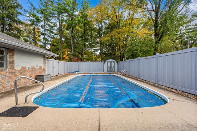 6625 E 9th Street, Indianapolis, IN 46219