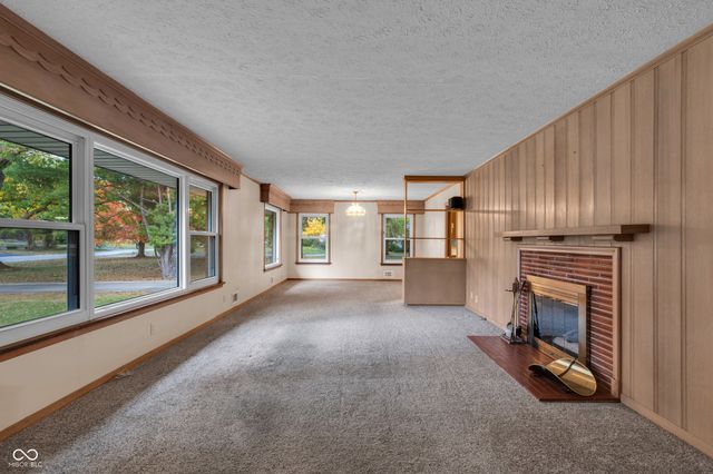 6625 E 9th Street, Indianapolis, IN 46219