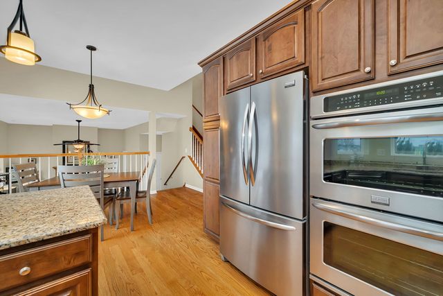 145 S Primrose Drive, Coal City, IL 60416