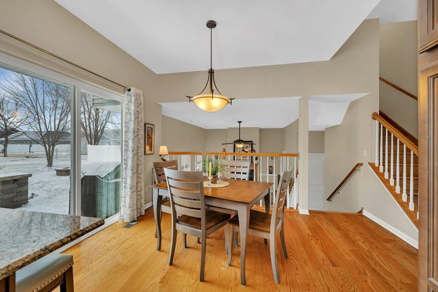 145 S Primrose Drive, Coal City, IL 60416