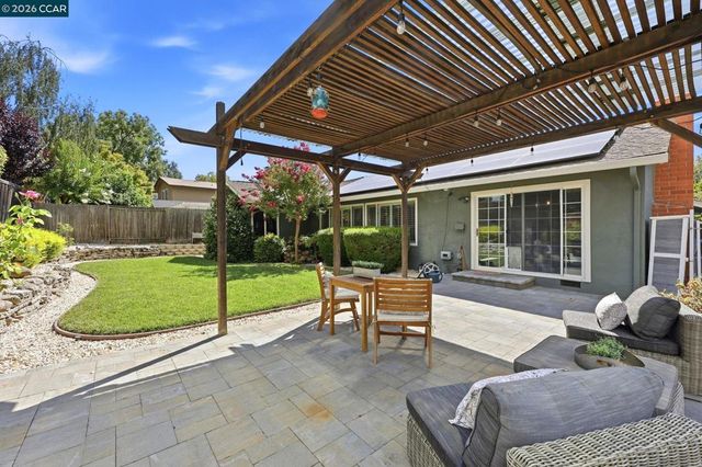 4020 Moselle, Pleasanton, CA 94566
